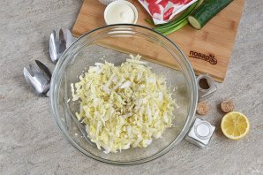 Крабовый салат с пекинской капустой Крабовый салат с пекинской капустой