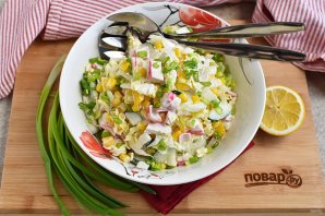 Крабовый салат с пекинской капустой Крабовый салат с пекинской капустой
