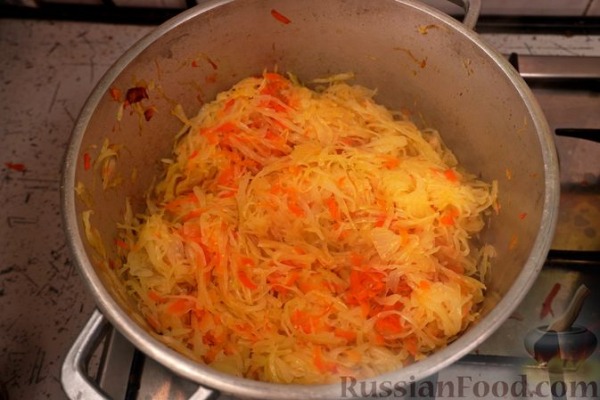 Капуста, тушенная с сосисками Капуста, тушенная с сосисками