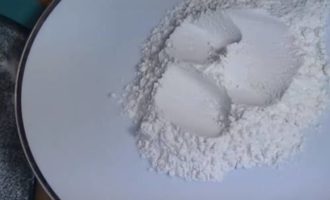 Пышные сырники из творога на сковороде классические Пышные сырники из творога на сковороде классические