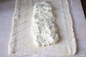 Плетенка с творожной начинкой Плетенка с творожной начинкой