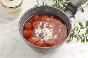 Клубничное желе из желатина Клубничное желе из желатина