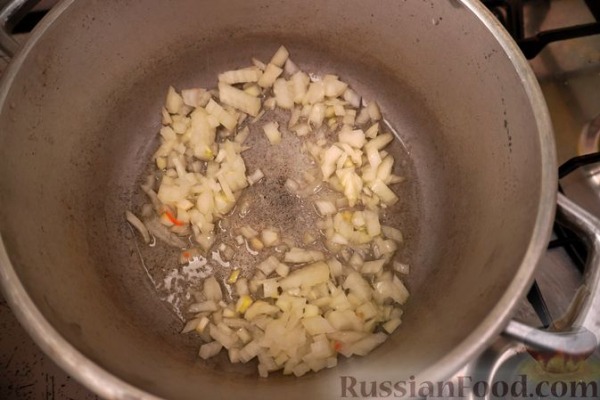 Капуста, тушенная с сосисками Капуста, тушенная с сосисками