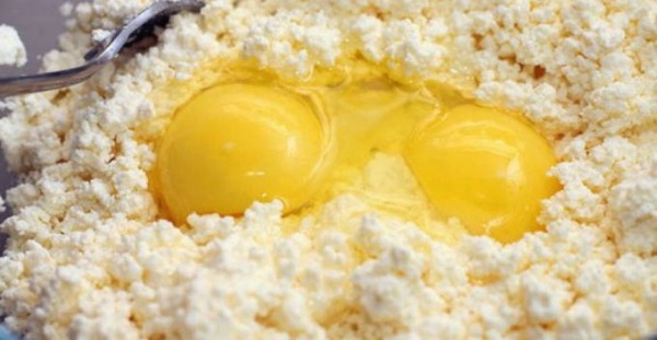 Пышные сырники из творога на сковороде классические Пышные сырники из творога на сковороде классические
