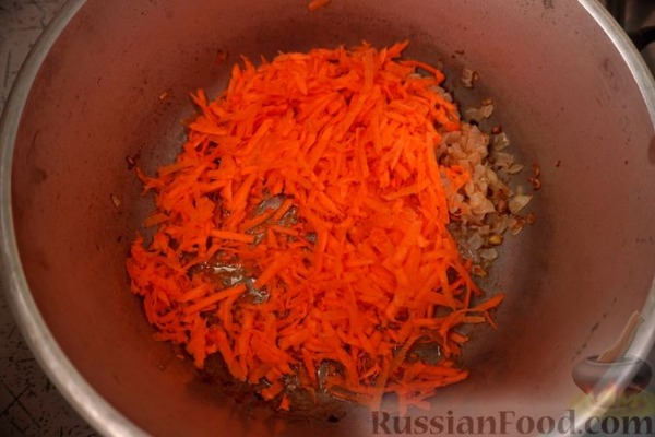 Капуста, тушенная с сосисками Капуста, тушенная с сосисками