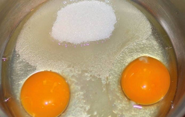 Пышные панкейки на молоке с разрыхлителем Пышные панкейки на молоке с разрыхлителем