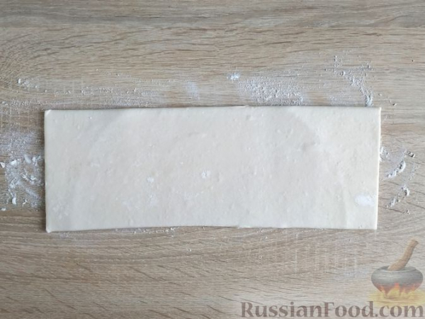 Слойки с луком и пряными травами Слойки с луком и пряными травами