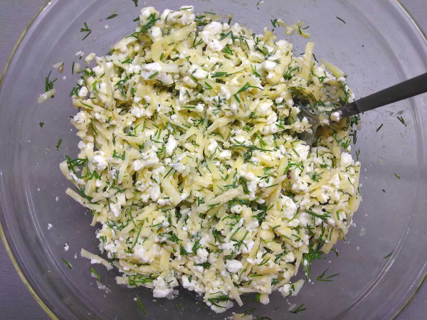Слойки с сыром и творогом Слойки с сыром и творогом