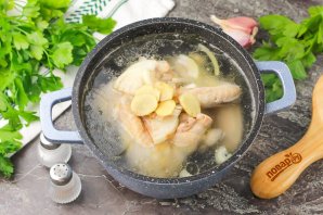 Китайский куриный бульон Китайский куриный бульон