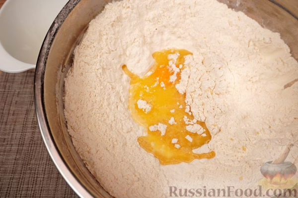 Ретеш (штрудель по-венгерски) с вишней и маком Ретеш (штрудель по-венгерски) с вишней и маком