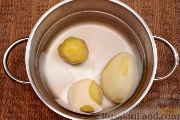Картофельные мини-пиццы с шампиньонами и морковью Картофельные мини-пиццы с шампиньонами и морковью