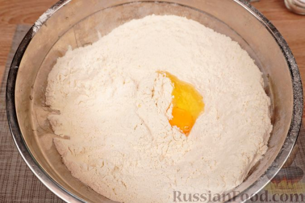 Ретеш (штрудель по-венгерски) с вишней и маком Ретеш (штрудель по-венгерски) с вишней и маком