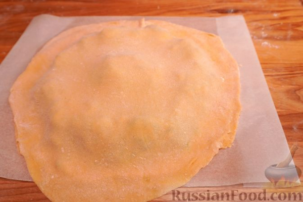 Пирог-рикотник "Подсолнух" со шпинатной начинкой Пирог-рикотник "Подсолнух" со шпинатной начинкой