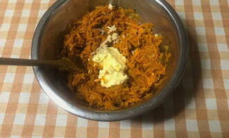 Печеночный торт из говяжьей печени классический Печеночный торт из говяжьей печени классический