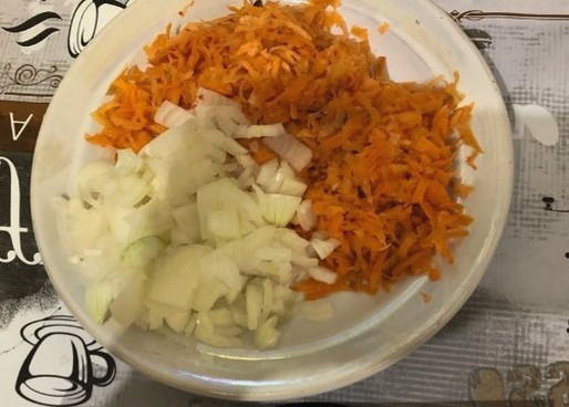 Печеночный торт из говяжьей печени классический Печеночный торт из говяжьей печени классический