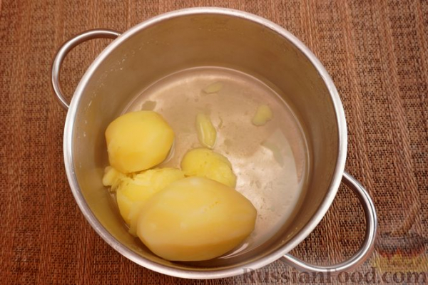 Картофельные мини-пиццы с шампиньонами и морковью Картофельные мини-пиццы с шампиньонами и морковью