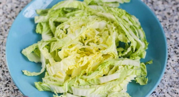 Салат с копченой курицей Салат с копченой курицей