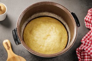 Манник на кефире в мультиварке Манник на кефире в мультиварке