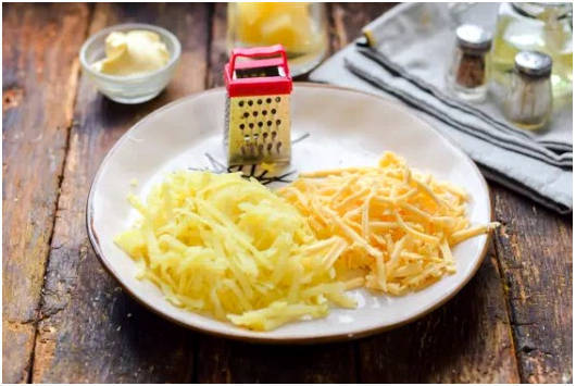Салат с курицей и ананасами классический Салат с курицей и ананасами классический