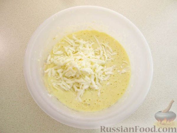 Молодой картофель, запечённый со шпинатом и сыром Молодой картофель, запечённый со шпинатом и сыром