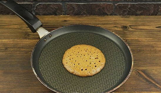 Пышные панкейки на молоке с разрыхлителем Пышные панкейки на молоке с разрыхлителем
