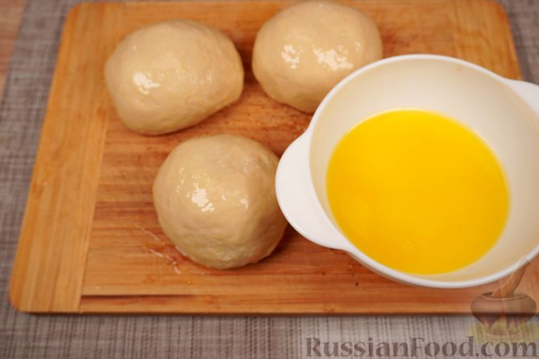 Ретеш (штрудель по-венгерски) с вишней и маком Ретеш (штрудель по-венгерски) с вишней и маком