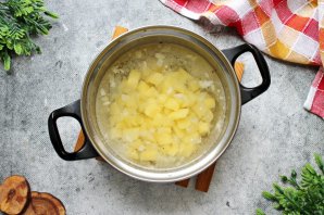 Финский суп из лосося со сливками Финский суп из лосося со сливками