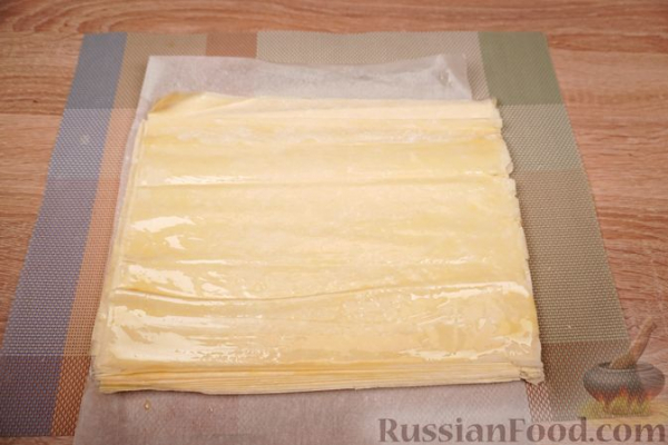 Сарагли с шоколадным заварным кремом и клубничным конфитюром
