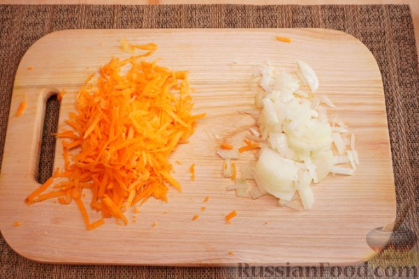 Картофельные мини-пиццы с шампиньонами и морковью Картофельные мини-пиццы с шампиньонами и морковью