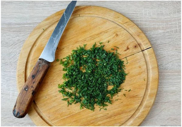 Салат с курицей и ананасами классический Салат с курицей и ананасами классический