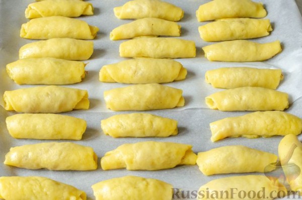 Песочные рулетики на кефире, с яблочной начинкой Песочные рулетики на кефире, с яблочной начинкой