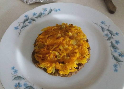 Печеночный торт из говяжьей печени классический Печеночный торт из говяжьей печени классический