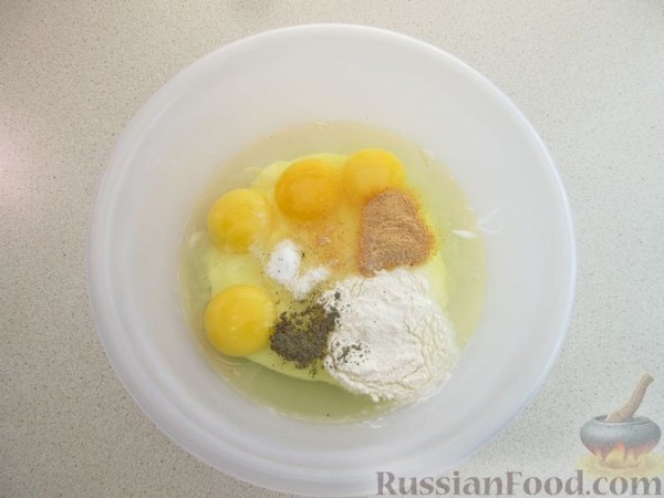 Молодой картофель, запечённый со шпинатом и сыром Молодой картофель, запечённый со шпинатом и сыром