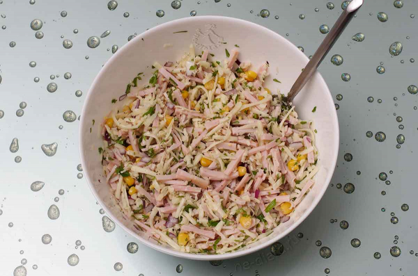 Слойки с ветчиной и сыром Слойки с ветчиной и сыром