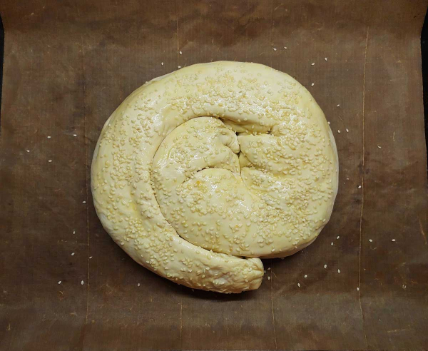 Пирог с курицей из слоеного теста Пирог с курицей из слоеного теста