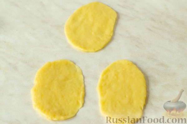 Песочные рулетики на кефире, с яблочной начинкой Песочные рулетики на кефире, с яблочной начинкой