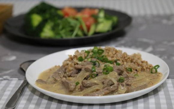 Бефстроганов классический Бефстроганов классический