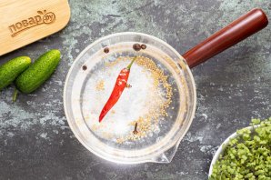 Быстрые маринованные огурцы Быстрые маринованные огурцы