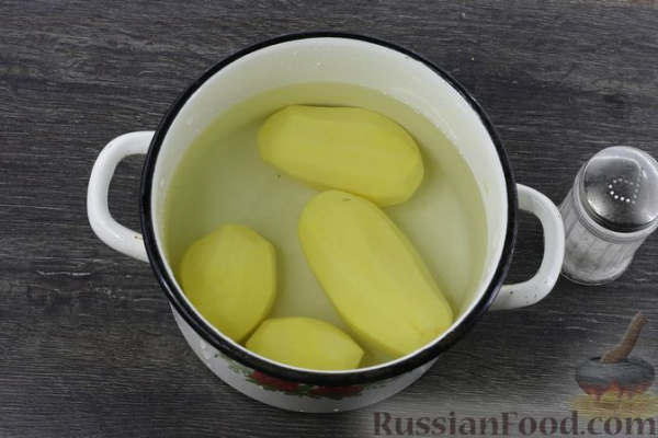 Овощной суп с картофельно-сырными галушками Овощной суп с картофельно-сырными галушками