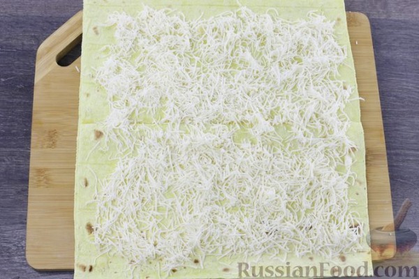 Рулетики из лаваша с баклажанами, помидорами и сыром Рулетики из лаваша с баклажанами, помидорами и сыром