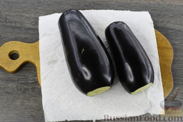 Острая закуска из жареных баклажанов с помидорами Острая закуска из жареных баклажанов с помидорами