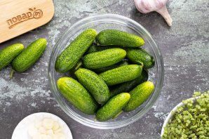 Быстрые маринованные огурцы Быстрые маринованные огурцы