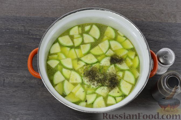 Овощной суп с картофельно-сырными галушками Овощной суп с картофельно-сырными галушками