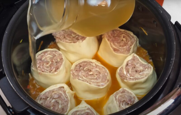Вкуснятина за считанные минуты. Штрули — ленивые пельмени на обед или ужин: в нашей семье их обожают все Вкуснятина за считанные минуты. Штрули — ленивые пельмени на обед или ужин: в нашей семье их обожают все