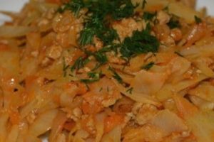Тушеная капуста