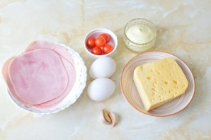 Рулетики с сыром и чесноком Рулетики с сыром и чесноком