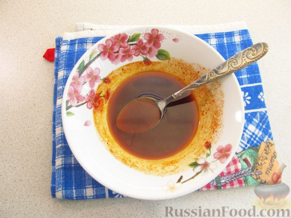 Рулетики из баклажанов по-грузински, с орехами, жареным луком и чесноком Рулетики из баклажанов по-грузински, с орехами, жареным луком и чесноком