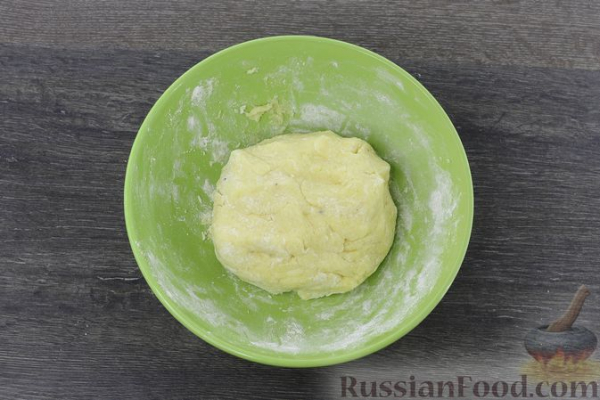 Овощной суп с картофельно-сырными галушками Овощной суп с картофельно-сырными галушками