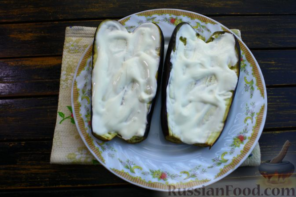 Баклажаны с куриным фаршем, помидорами и сыром (в микроволновке) Баклажаны с куриным фаршем, помидорами и сыром (в микроволновке)