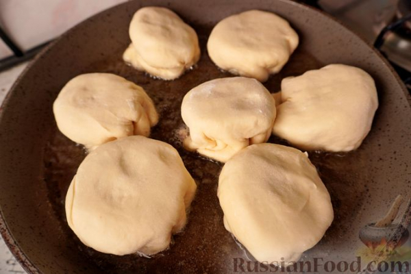 Беляши с бараниной Беляши с бараниной
